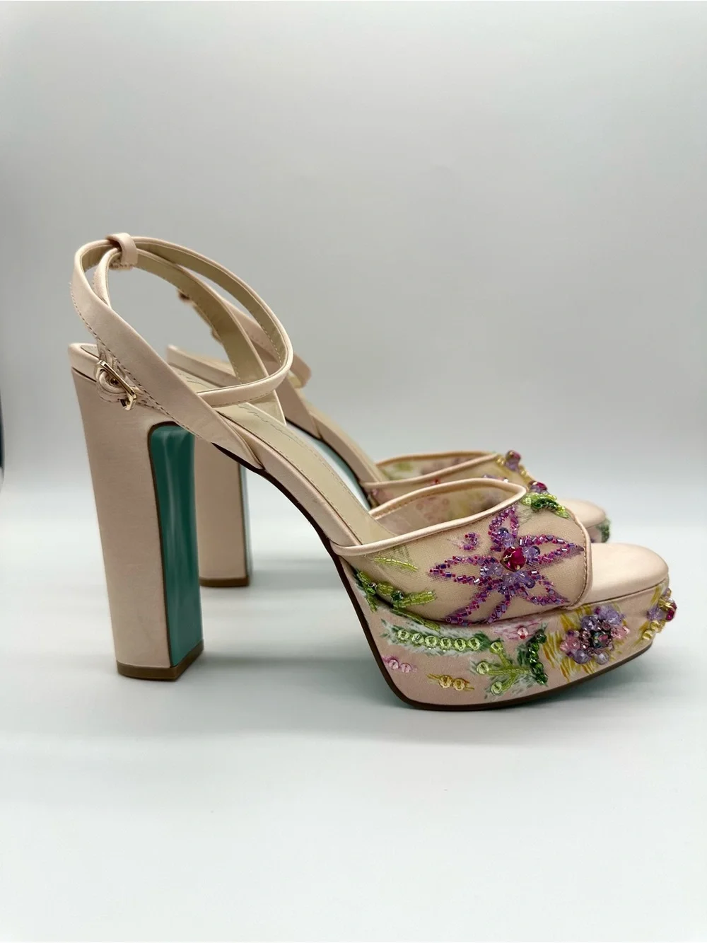 Betsey Johnson Viven Beaded Floral Platform Sandals Nude Teal Size 10 NWOB